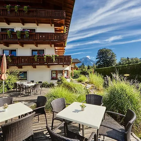 Hotel apartamentowy Bergland